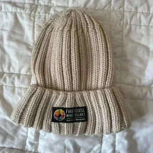 Tech styles cream ribbed knit‎ beanie